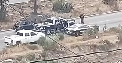 Sujetos roban patrulla de la Polic�a Municipal en El Soler y provocan caos vial