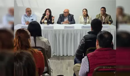 Presenta SEI programas de apoyo para emprendedores y MIPYMES en CANACO Rosarito
