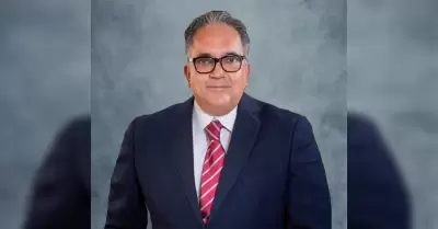 Gerardo Sol�s Benavides como Director General del Colegio de Bachilleres del Est