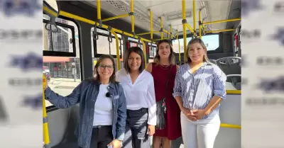 Participa INMUJER BC en el recorrido por la primera unidad de transporte p�blico