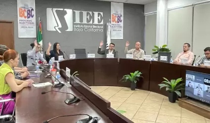 Sesiona Junta General Ejecutiva del IEEBC