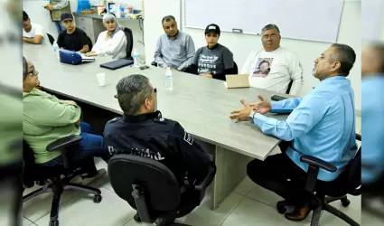 Se re�nen colectivos de b�squeda de BC con autoridades para el fortalecimiento d