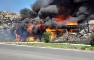 Incendio controlado en la Colonia Cuauhtmoc por Bomberos de Tecate