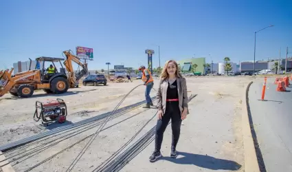 Inician los trabajos de construcci�n del puente peatonal en Macroplaza impulsado