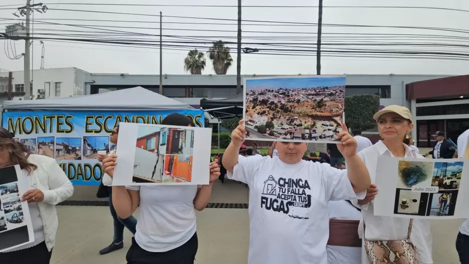 Vecinos de Lomas Conjunto Residencial exigen reubicaci�n justa por deslizamiento de calle