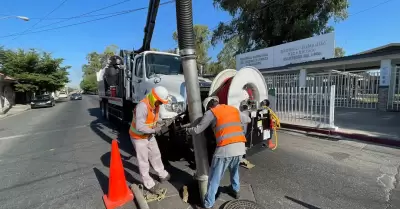 CESPM contin�a jornadas de desazolve en distintas colonias de Mexicali