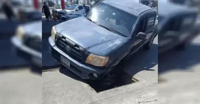 alcantarilla abierta en calle 37 sur y bulevar Daz Ordaz