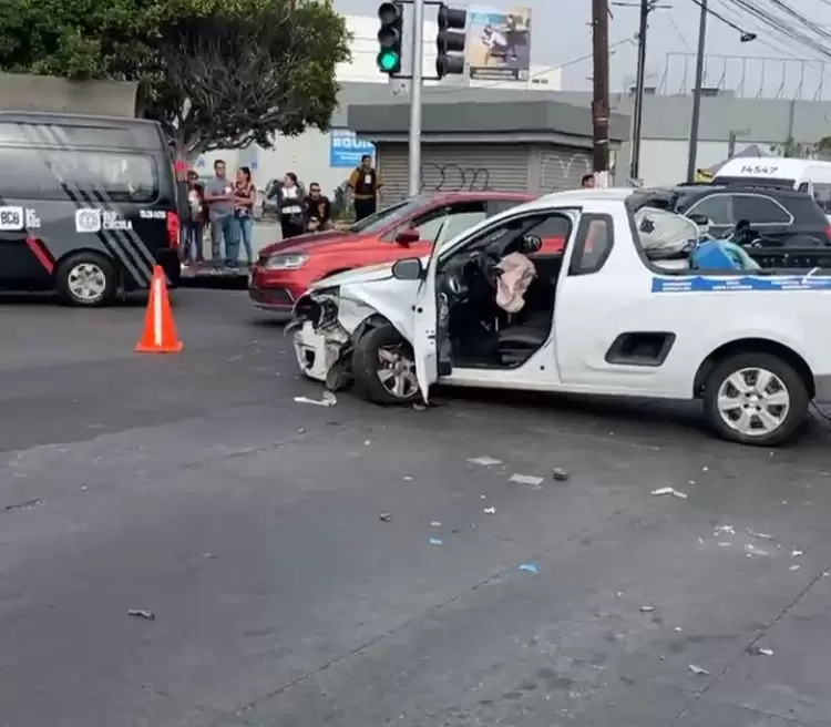 Fuerte accidente automovilstico en Aguacaliente