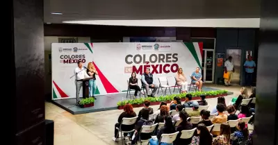 Ceremonia C�vica "Colores M�xico"