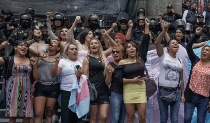 El congreso de la Ciudad de M�xico aprueba la llamada "Ley Paola Buenrostro" par