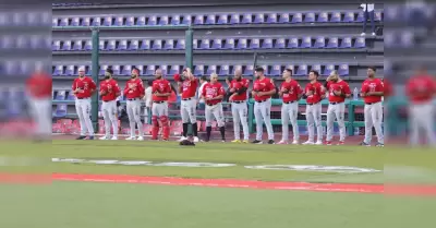 Escapa triunfo a toros en Nuevo Laredo