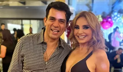 Jorge Salinas y Elizabeth �lvarez