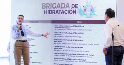 Invita Gobernadora Marina del Pilar a utilizar los puntos de hidrataci�n en vera