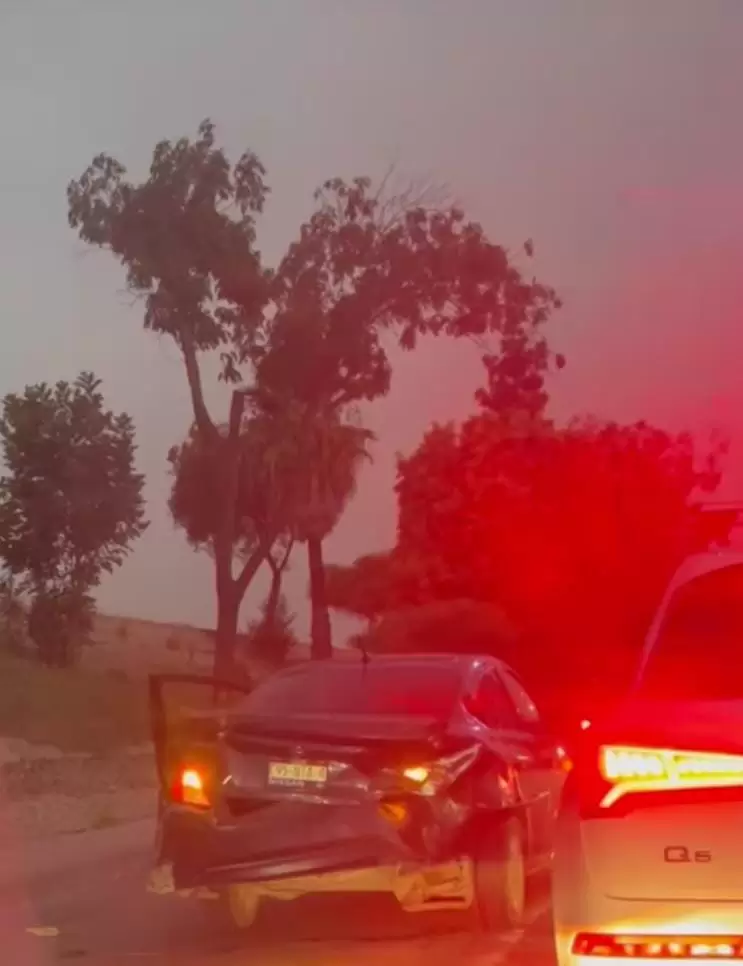 Accidente de tr�nsito congestiona V�a R�pida Oriente en Tijuana