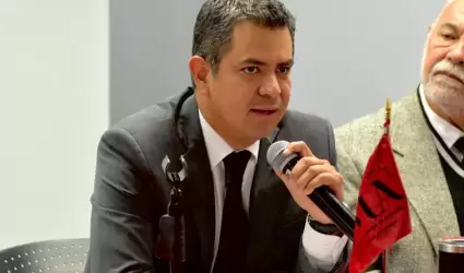 Leonardo Abarca Jim�nez, Socio Director de Grupo Uno Abogados