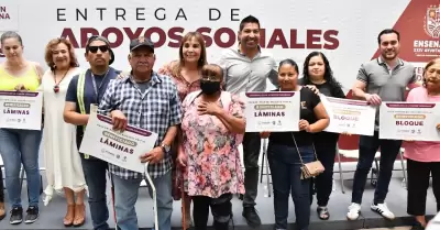 Entrega de apoyos sociales
