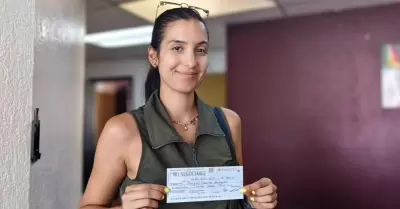 Entregan cheques a ganadores del 29 Medio Marat�n Internacional de Tijuana