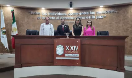 Diputado Ram�n V�zquez declara la clausura de la XXIV Legislatura