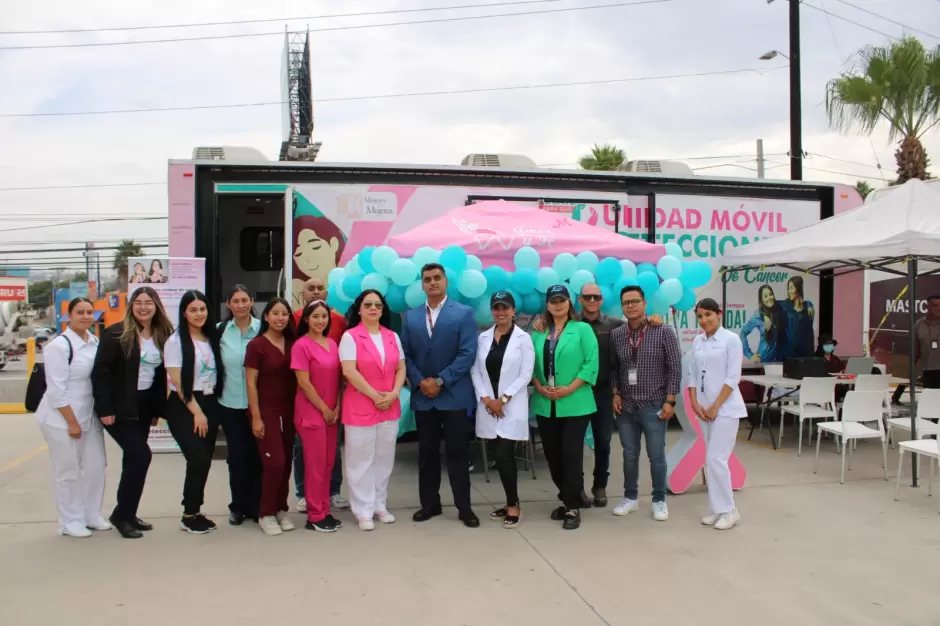 Mdulo Rosa y tomgrafo en Plaza Monarca