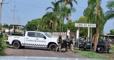 Civiles enfrentaron a elementos del ejrcito en la comunidad Loma de Redo, en Si