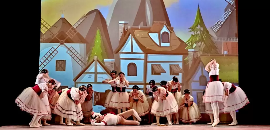 Puesta en escena de "Copplia"