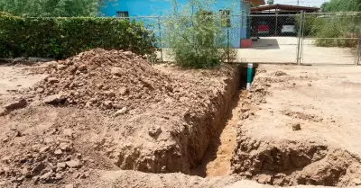Construcci�n de alcantarillado sanitario en colonia Santa Fe