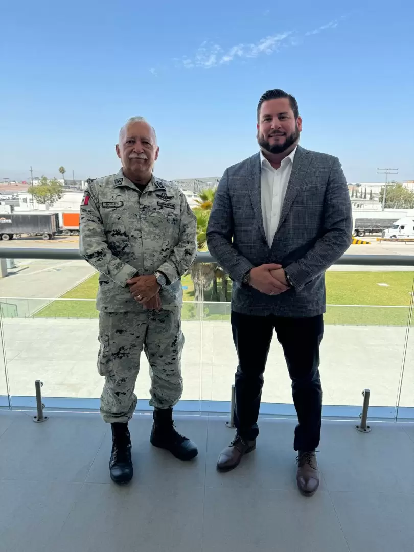 Ismael Burgue�o y titular de Aduana de Tijuana