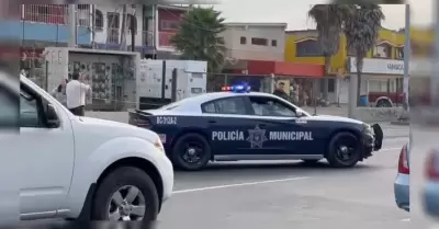 Persona en situaci�n de calle fallece atropellada en zona centro; tr�fico compli