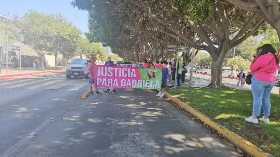 Marchan por enfermera asesinada en Tijuana