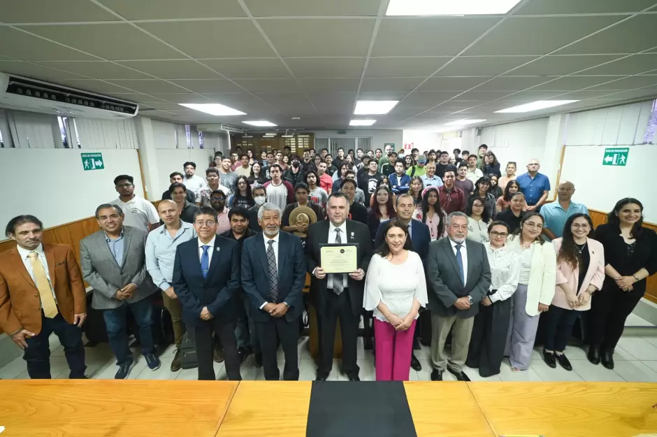 CAPEF reacredit� la calidad educativa de la licenciatura en F�sica de la UABC