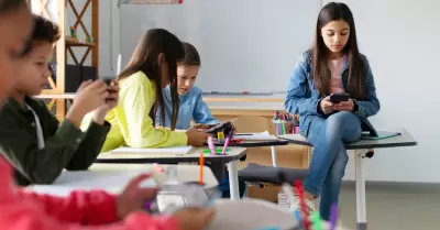 Uso de tel�fonos celulares en el aula