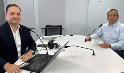 Manlio Fabio Beltrones en entrevista con Juan Carlos Z��iga