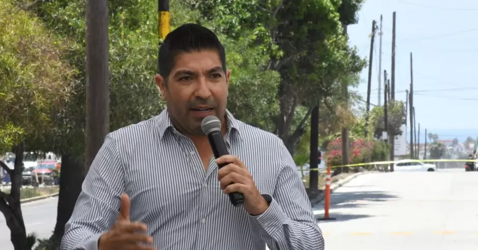 Inversi�n en obra calle Sexta de Ensenada