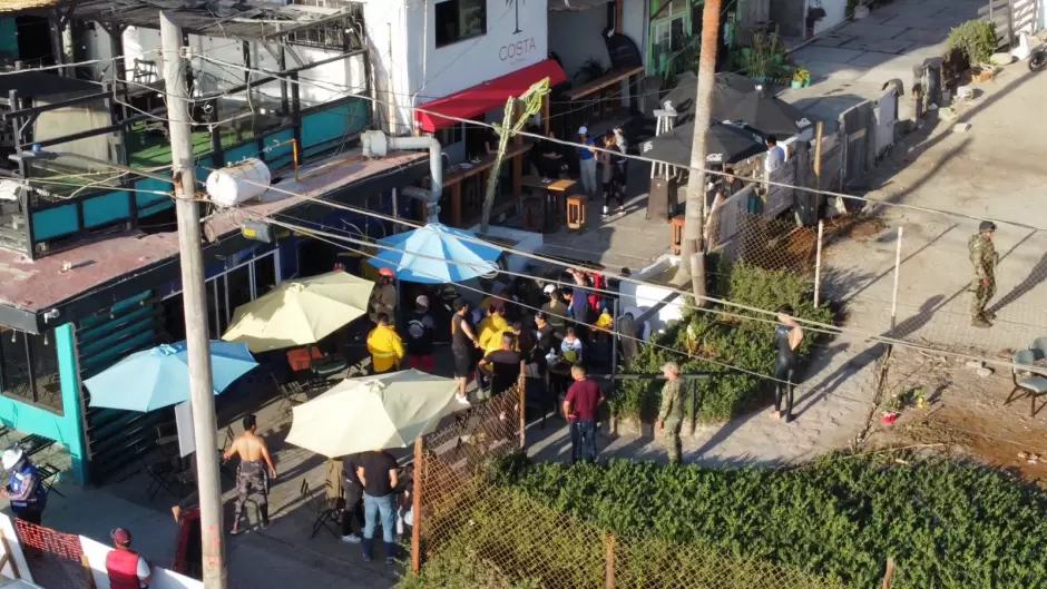 Colapsa techo de caf� en Playas de Tijuana