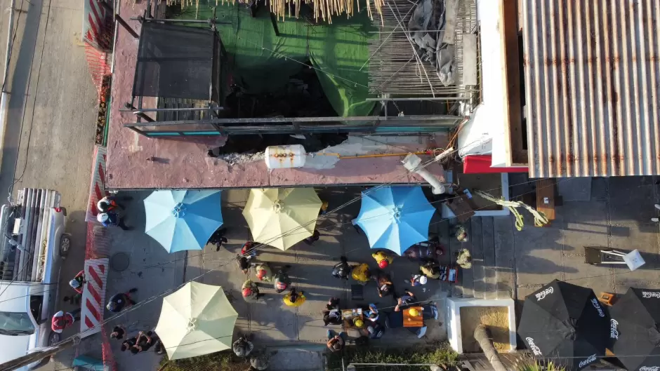 Colapsa techo de caf� en Playas de Tijuana