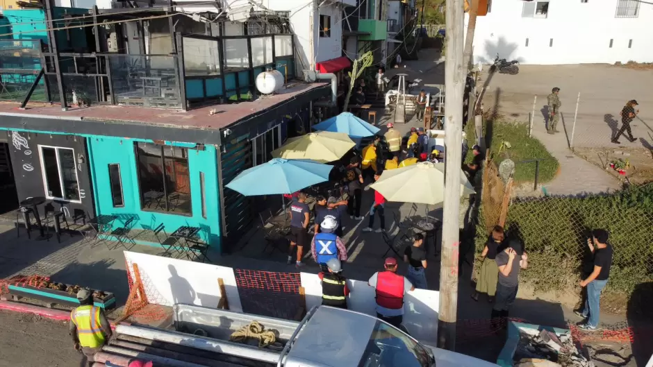 Colapsa techo de caf� en Playas de Tijuana