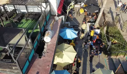 Colapsa techo de caf� en Playas de Tijuana