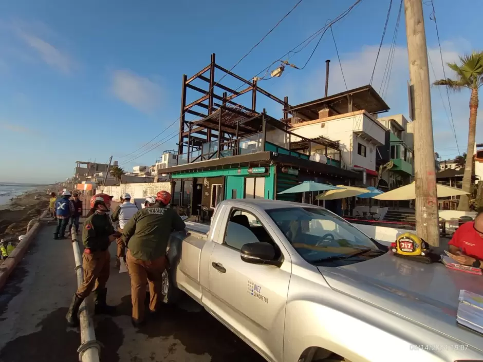Atienden colapso de giro comercial en malec�n de Playas de Tijuana