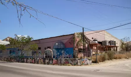 Ruinas de la Guarder�a ABC