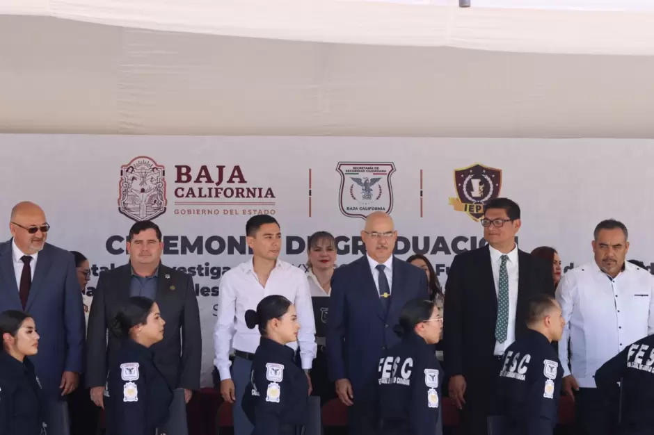Baja California tiene 243 nuevos polic�as