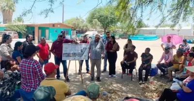 CESPM avanza en la construcci�n de red de agua potable en la colonia Silva, Vall