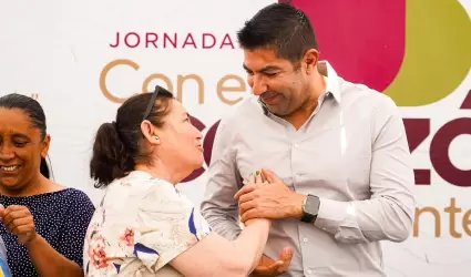 Destaca Armando Ayala entrega de apoyos sociales y conformaci�n de comit�s para 
