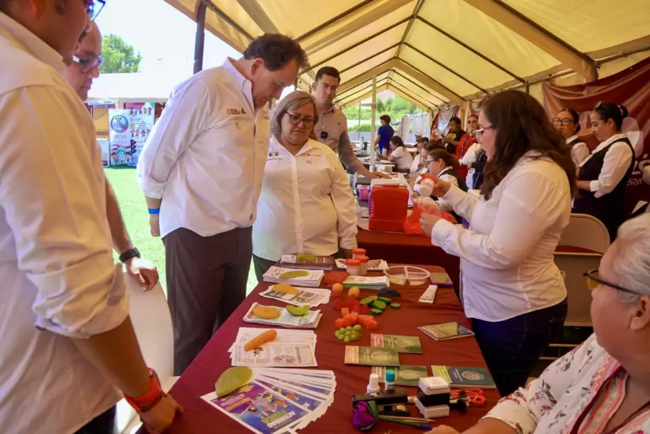 Servicios de salud en mega jornada residentes de zona Este de Tijuana