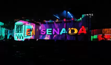 Proyecci�n del video mapping de la historia de Ensenada en el Riviera