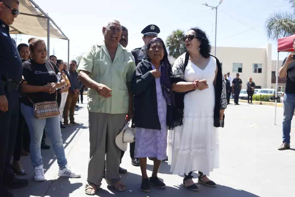 Honras f�nebres al oficial Isa�as Guevara Aguilar
