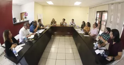 Sostiene Araceli Brown reuni�n con autoridades del Consulado de Estados Unidos