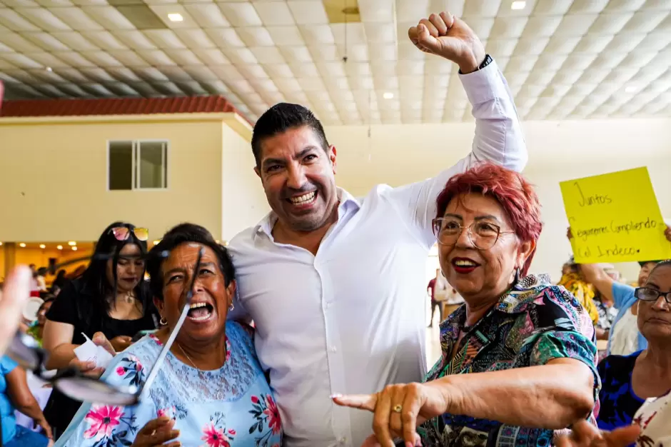 Apoyo de l�deres de colonias y comunidades en 5 a�os de gesti�n