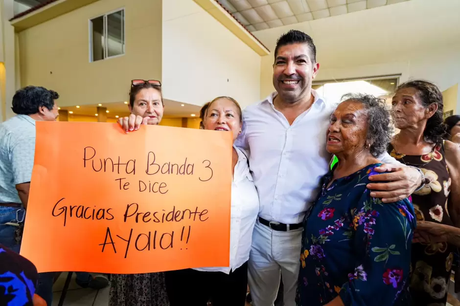 Apoyo de l�deres de colonias y comunidades en 5 a�os de gesti�n