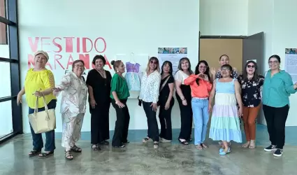 CEART Rosarito inaugura exposici�n Colectiva "Vestido Naranja"
