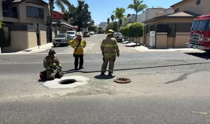 Explosi�n de alcantarillas en Lomas de Aguacaliente provoca cierre de circulaci�
